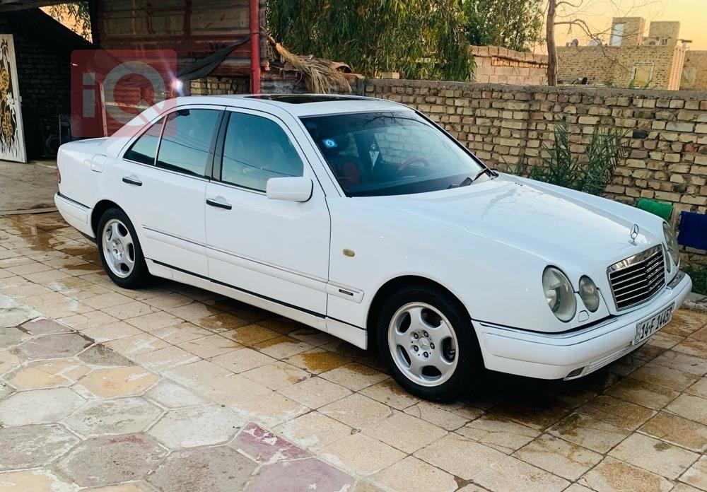 مرسيدس بنز E-Class